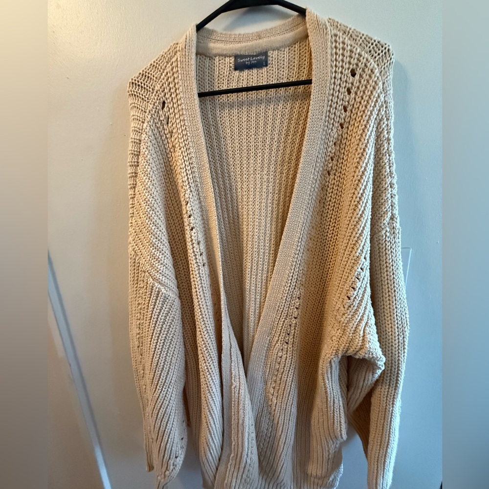 American Eagle Outfitters Cream Knit Cardigan